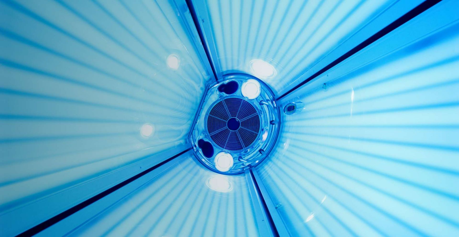 Sunbed Hire / Peak Sunbeds / Derby, Stoke on Trent, Chesterfield